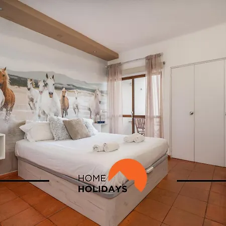 #212 Magna 106b By Holidays Апартаменты