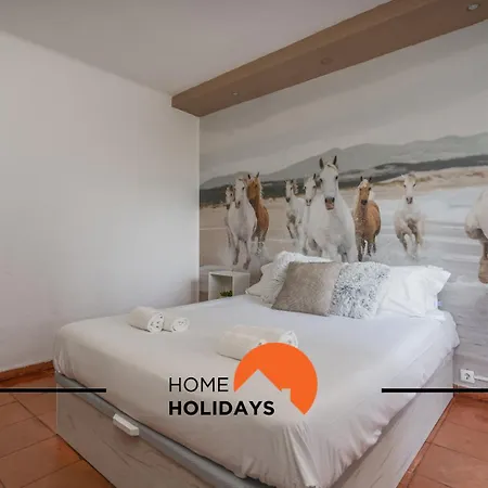 #212 Magna 106b By Holidays Apartment *