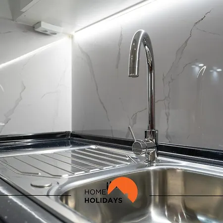 #212 Magna 106b By Holidays Apartament *